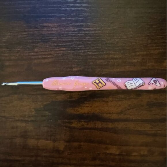 *Limited Edition* The Woobles Harry Potter Set's Hermione Granger Crochet Hook - Picture 1 of 2